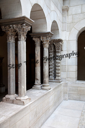 Gothic-Pillars